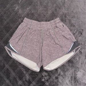 Lululemon *NO LINING* Hotty Hot Low Rise 4 inch Heathered Grey Shorts Size 2